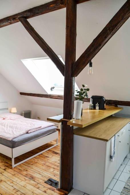 Schoene Dachgeschosswohnung Nahe Koeln Экстерьер фото