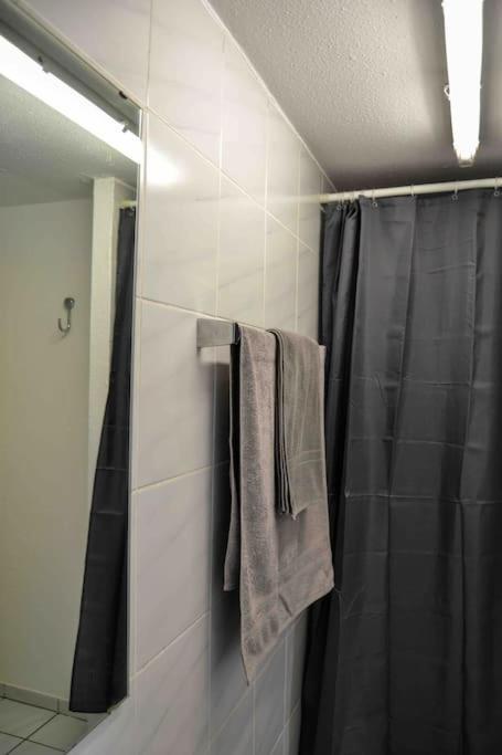 Schoene Dachgeschosswohnung Nahe Koeln Экстерьер фото